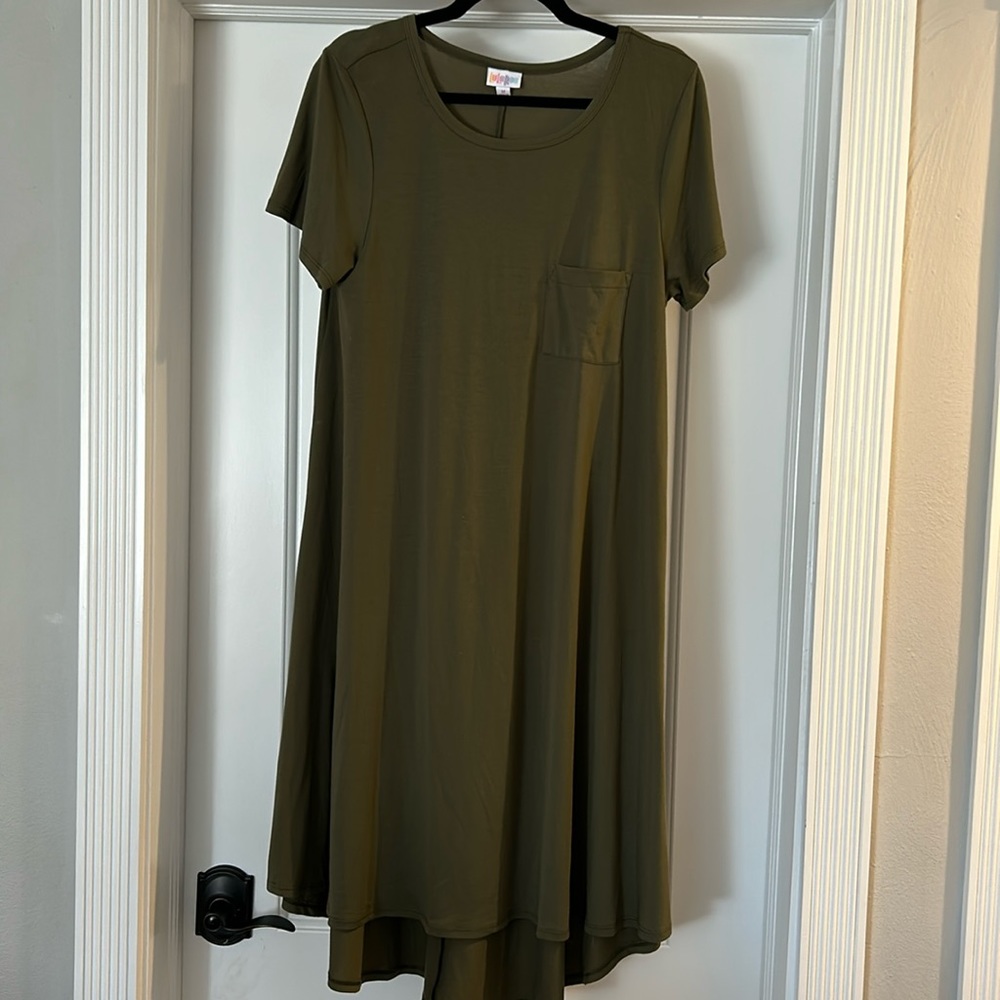 LuLaRoe medium Carly dress in green